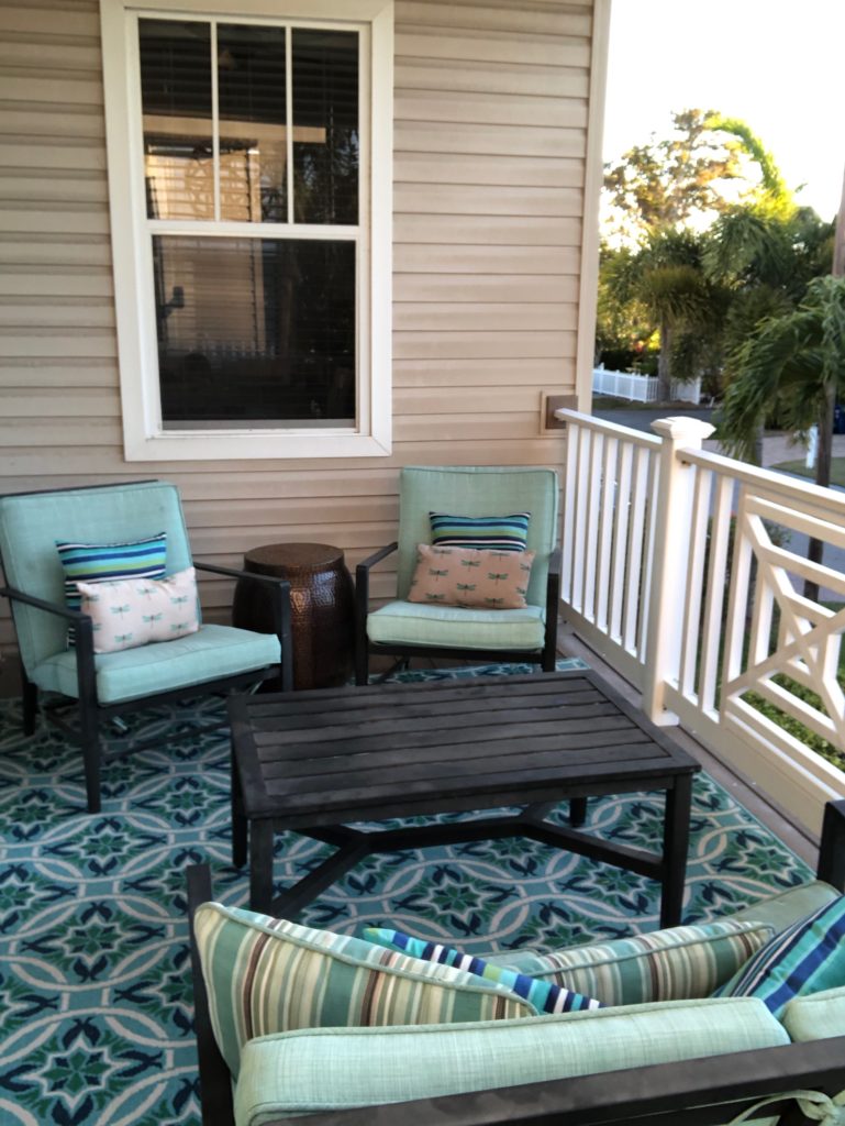 Sand & Sea balcony seating area 