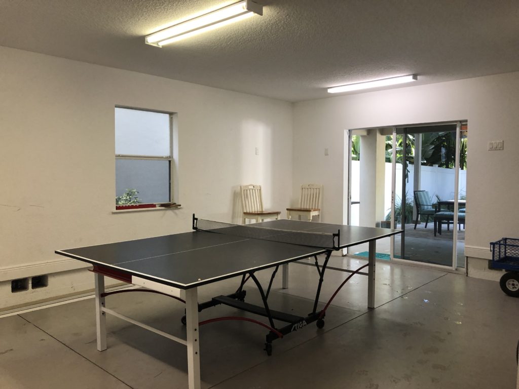 Garage/Game Room