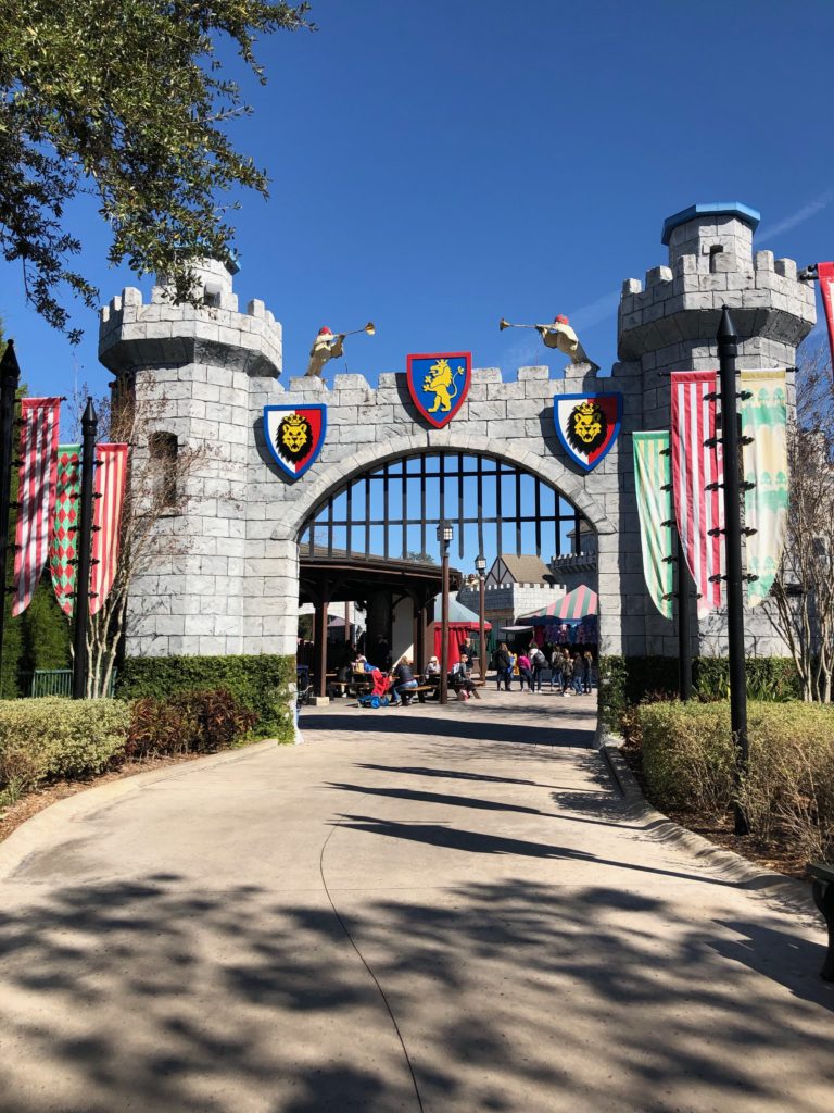 LEGO® Kingdom Entrance