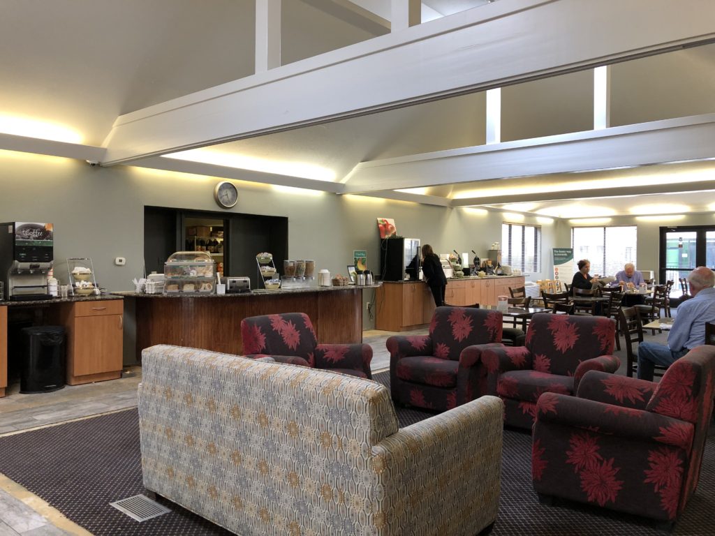 Quality Inn & Suites Large Dining Area