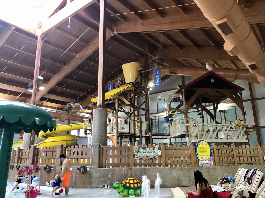 Zehnder's Splash Water Park Dumping Bucket, Frankenmuth, MI