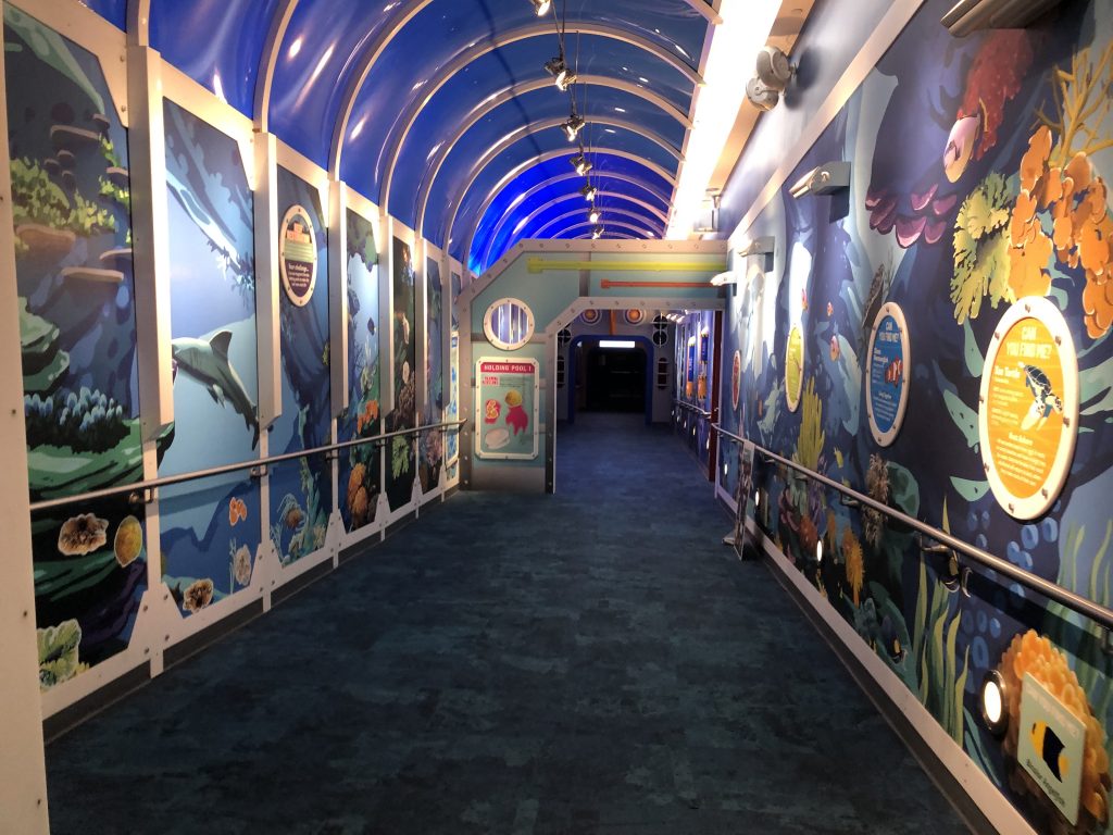 Informational hallway at the Georgia Aquarium