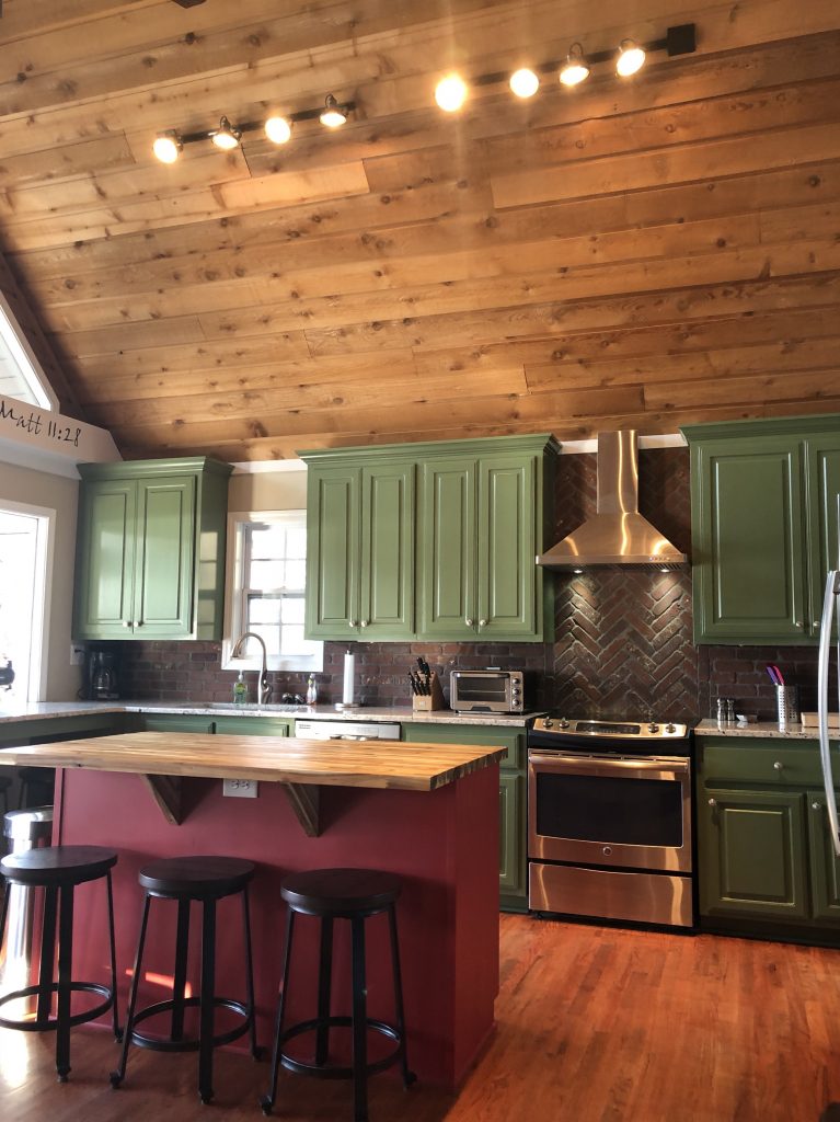 Fully stocked chef's kitchen with island 