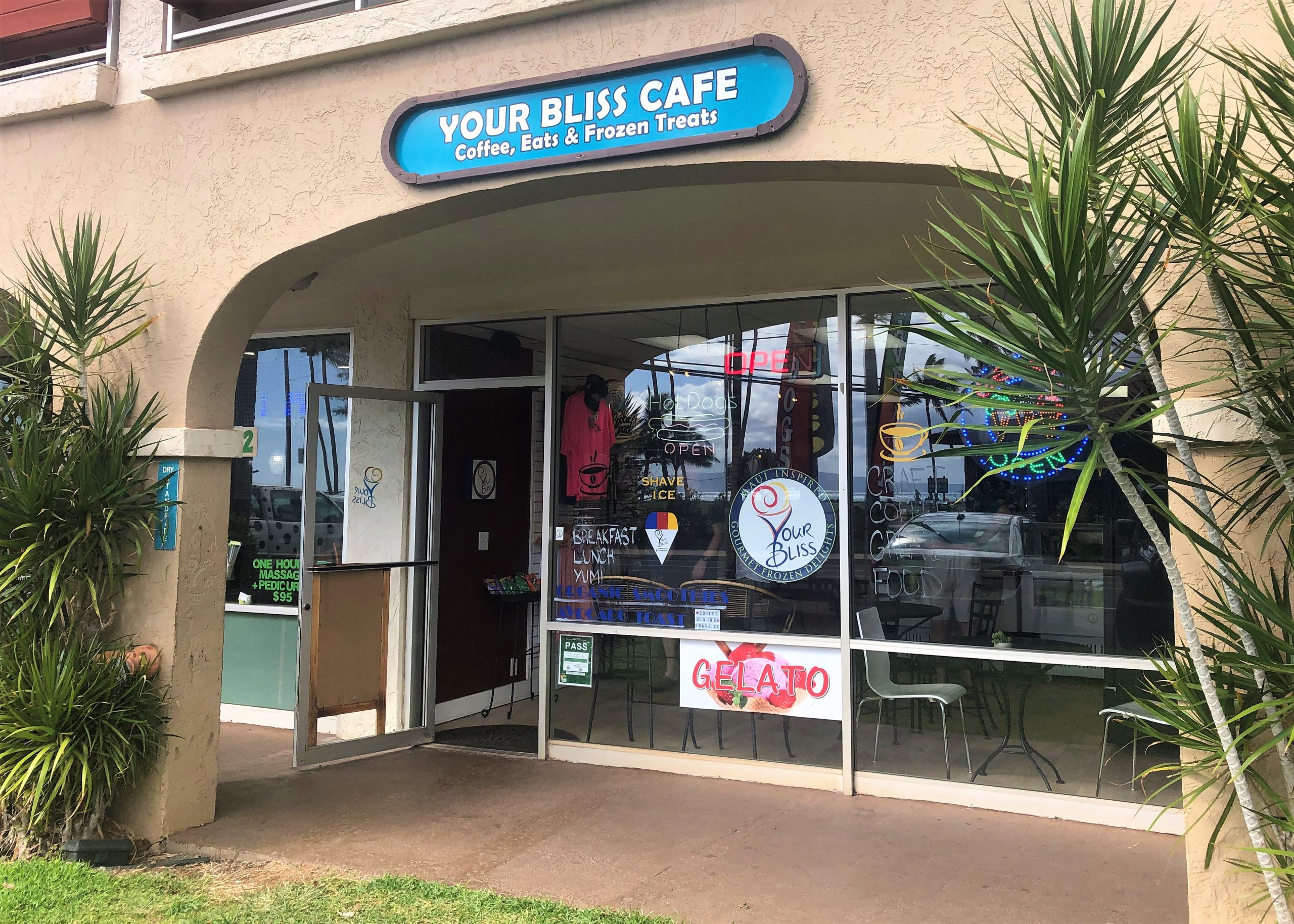 Your Bliss Cafe, Kihei.  Organic Shave Ice Maui