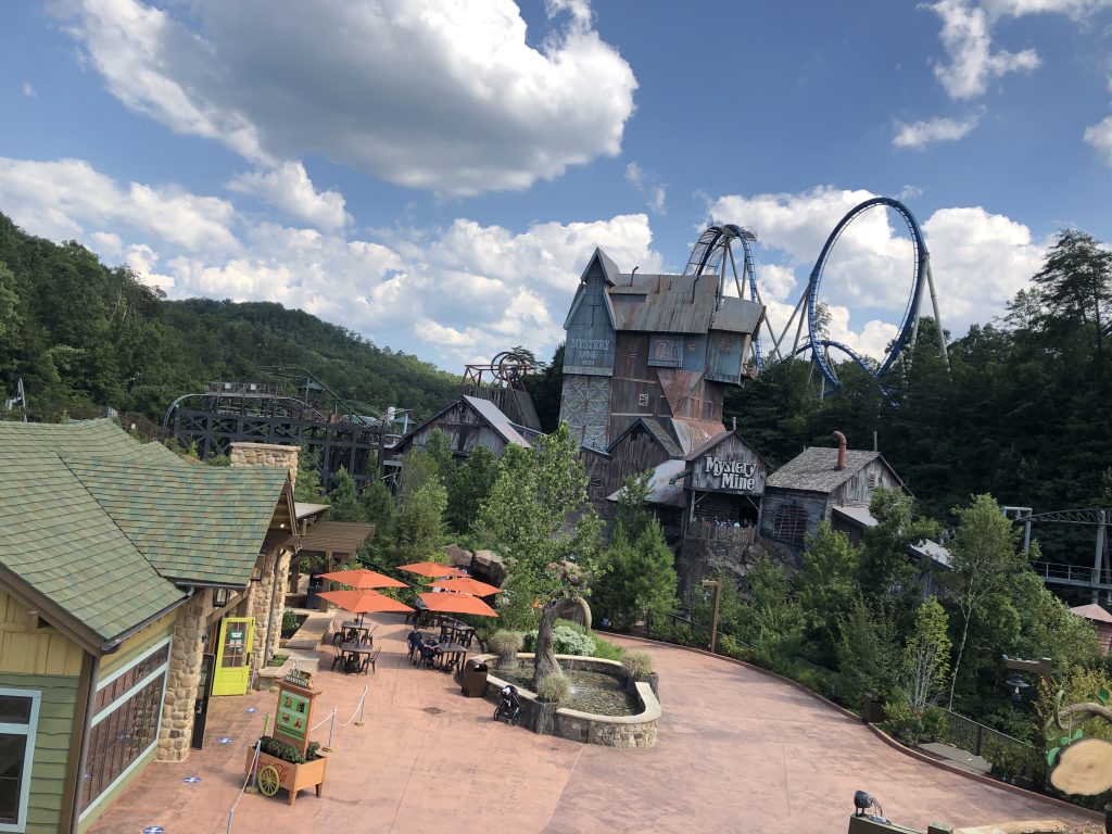 Dollywood Mystery Mine.  Dollywood Reviews
