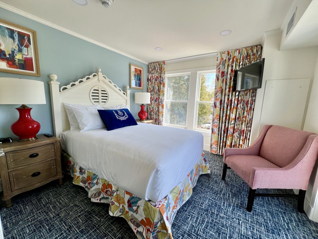 Guest Room inside the Summer House